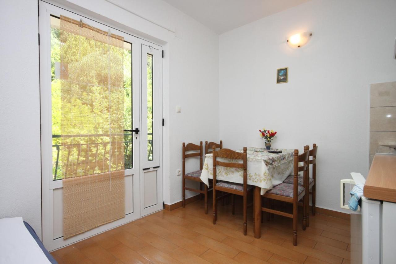 Apartments With A Parking Space Zivogosce - Porat, Makarska - 6700 Igrane Exterior photo